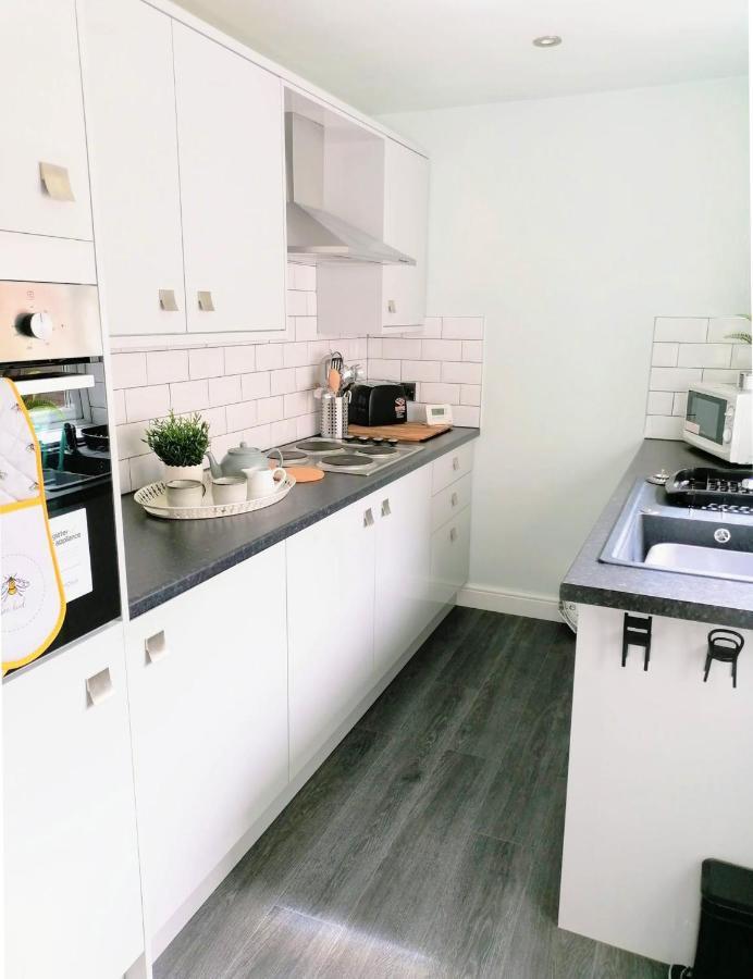 Sunset House - Whitby Townhouse Near The Sea Sleeps 8 Villa Exteriör bild